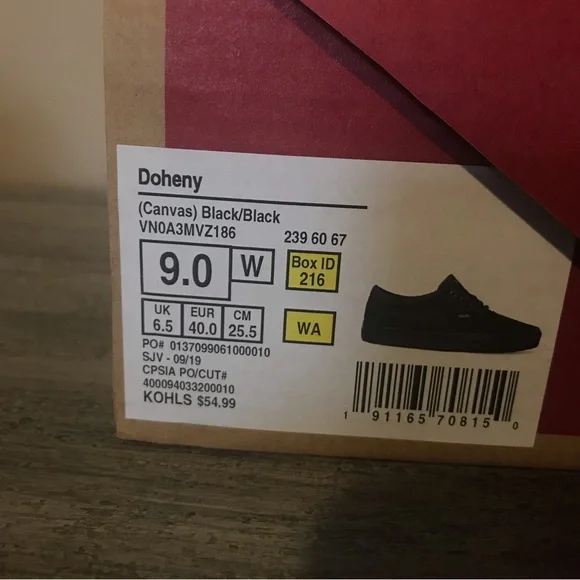 Brand New Black Vans! Size 9 - Picture 7 of 12